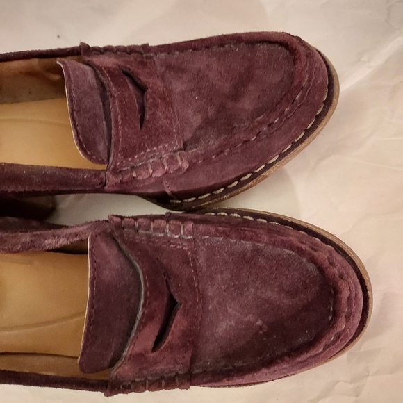 Unstructured by Clarks Carleta Belle Purple Suede Heeled Loafers in Size 8 M - Picture 9 of 11